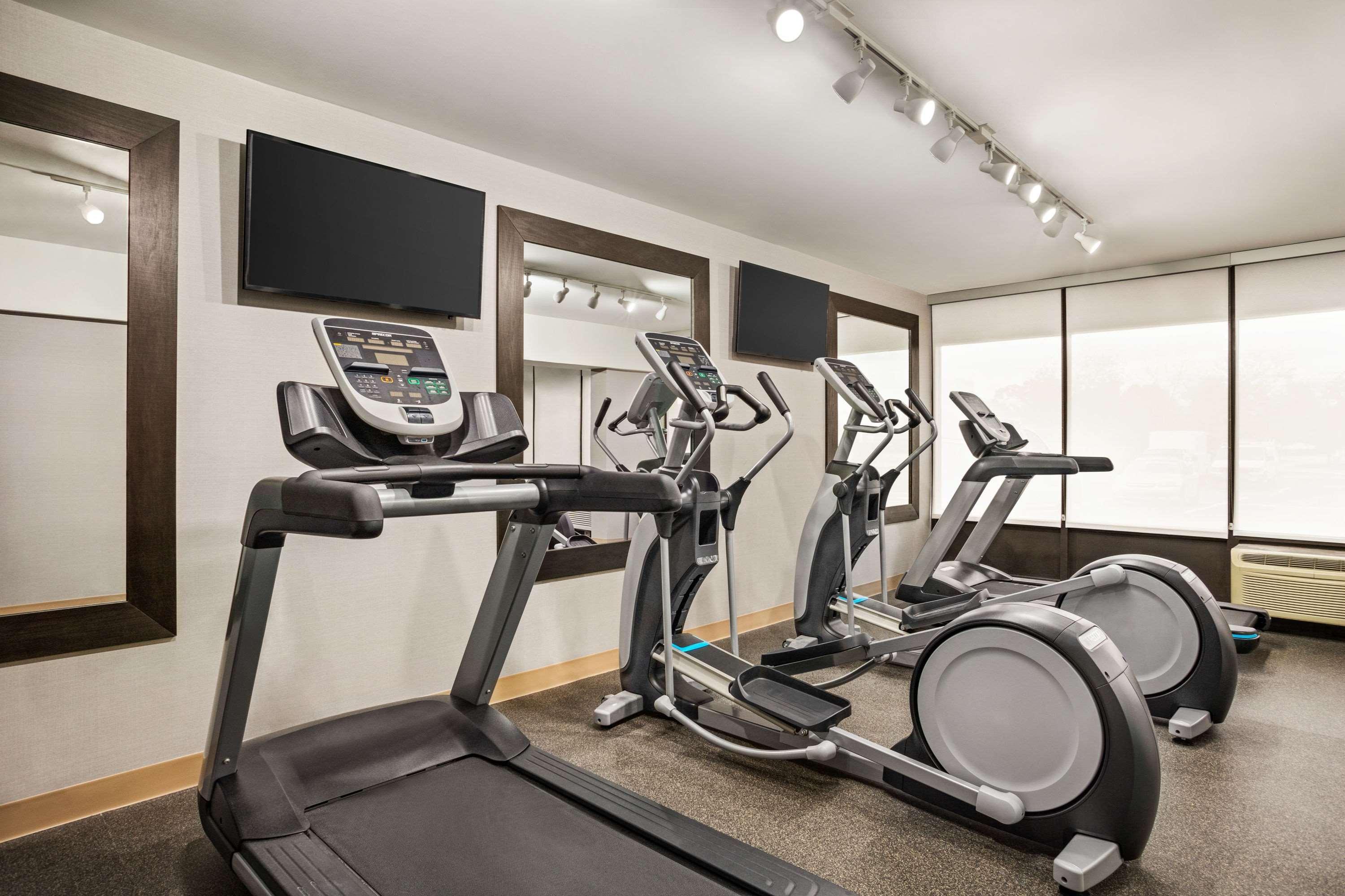 La Quinta Inn & Suites By Wyndham Richmond-Midlothian Bagian luar foto